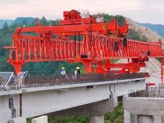 湖北三思科技架橋機安全監(jiān)控系統(tǒng)順利配裝于重慶某項目現(xiàn)場